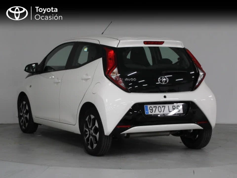 Toyota Aygo 1.0 70 x-play