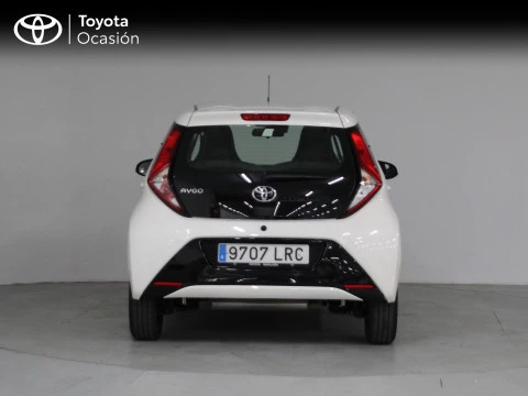 Toyota Aygo 1.0 70 x-play