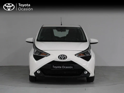 Toyota Aygo 1.0 70 x-play