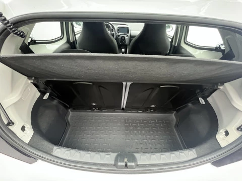 Toyota Aygo 1.0 70 x-play