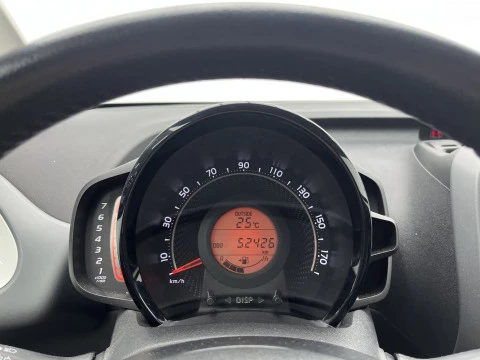 Toyota Aygo 1.0 70 x-play