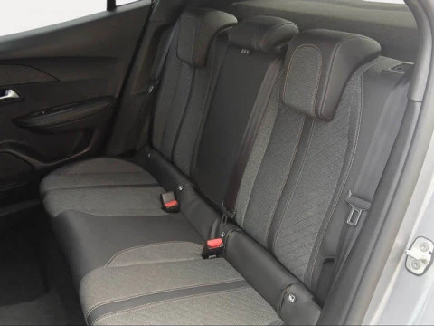 Peugeot 2008 PureTech 100 S&S Allure 75 kW (100 CV)