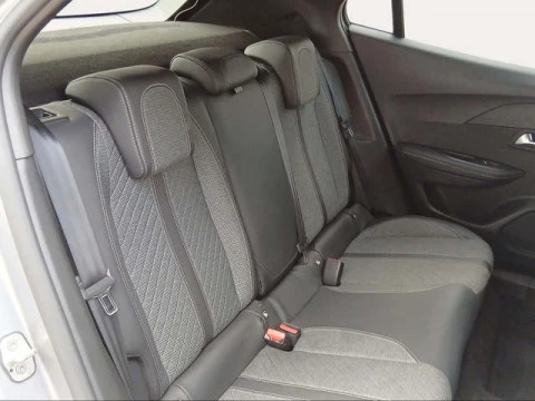 Peugeot 2008 PureTech 100 S&S Allure 75 kW (100 CV)