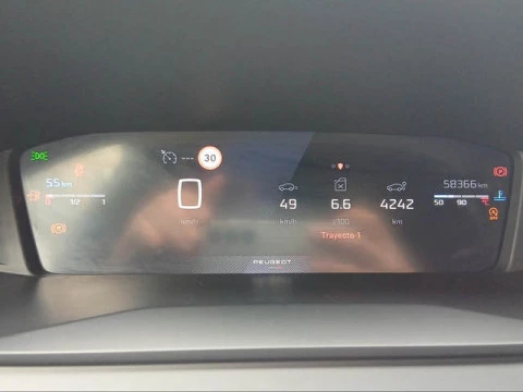 Peugeot 2008 PureTech 100 S&S Allure 75 kW (100 CV)