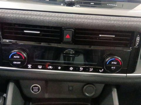 Nissan Qashqai DIG-T 140 mHEV Acenta 4x2 103 kW (140 CV)