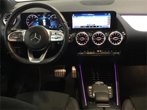 Mercedes-Benz GLA 200 D