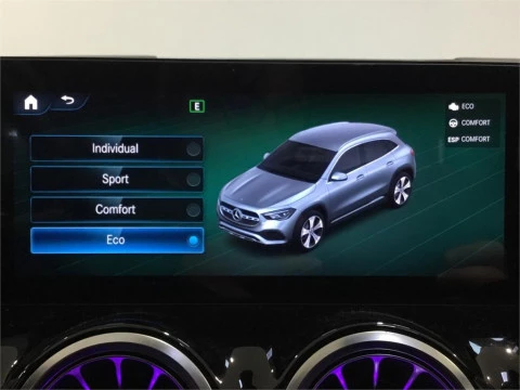 Mercedes-Benz GLA 200 D