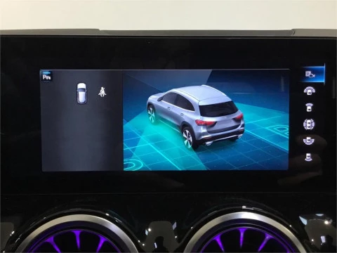 Mercedes-Benz GLA 200 D