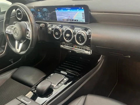 Mercedes-Benz Clase A 180 d Progressive (EURO 6d)