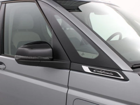 Volkswagen California CALIFORNIA BEACH TOUR 1.5 EHYBRID 130 KW (177 CV) / 85 KW (115CV) DSG 6 VEL. 4MOTION CON VOLADIZO 19,7 KWH