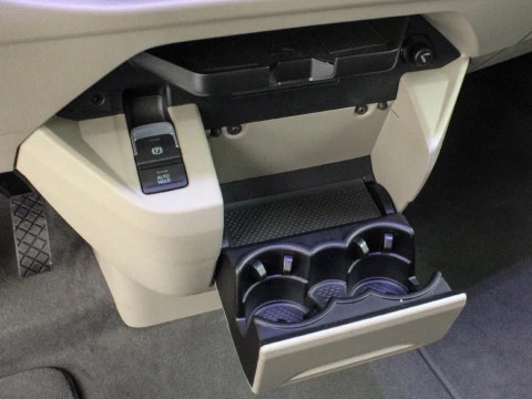 Volkswagen California CALIFORNIA BEACH TOUR 1.5 EHYBRID 130 KW (177 CV) / 85 KW (115CV) DSG 6 VEL. 4MOTION CON VOLADIZO 19,7 KWH