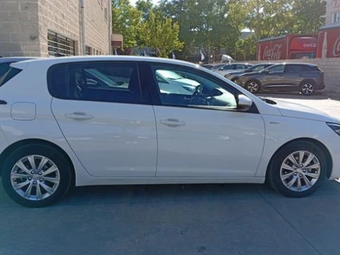 Peugeot 308 5P Style BlueHDi 100 S&S 6 Vel. MAN