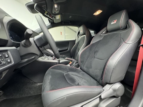 Toyota GR Yaris 1.6T 276 MANUAL RZ