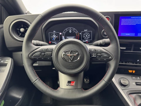 Toyota GR Yaris 1.6T 276 MANUAL RZ