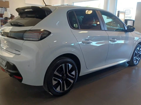 Peugeot 208 Edition HYBRID 110 eDCS6