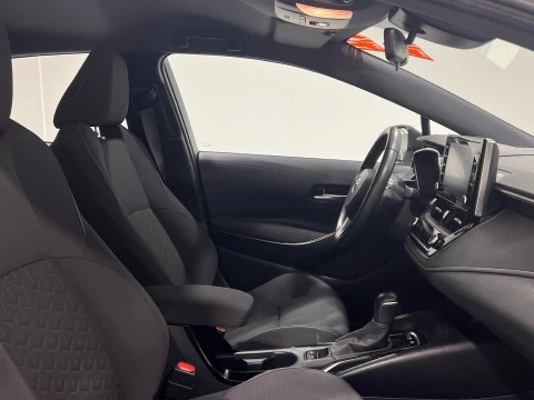 Toyota Corolla 1.8 125H BUSINESS PLUS E-CVT