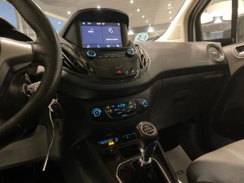 Ford Tourneo Courier 1.0 EcoBoost 74kW (100CV) Sport