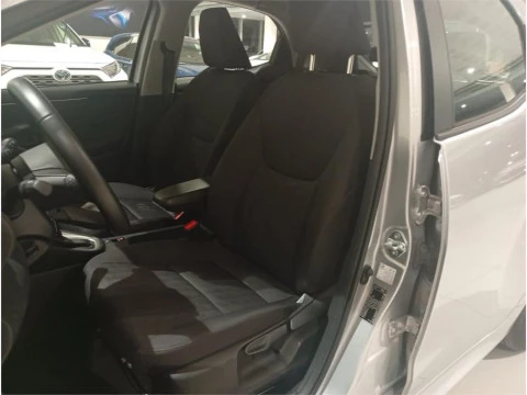 Toyota Yaris ACTIVE PLUS