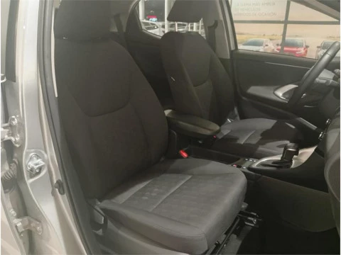 Toyota Yaris ACTIVE PLUS