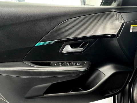 Peugeot 208 1.2 PURETECH S&S ALLURE 100