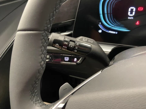 Kia Niro 1.6 GDi HEV 102kW (139CV) Drive
