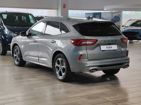 Ford Kuga ST-Line 2.5 Duratec FHEV 132kW Auto