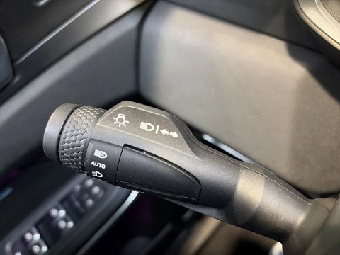 Lynk & Co 01 1.5 HEV 145 kW (197 CV)