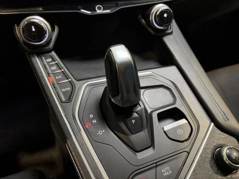 Lynk & Co 01 1.5 HEV 145 kW (197 CV)