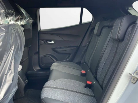 Peugeot 2008 Allure Puretech 100 S&S 6 Vel. MAN