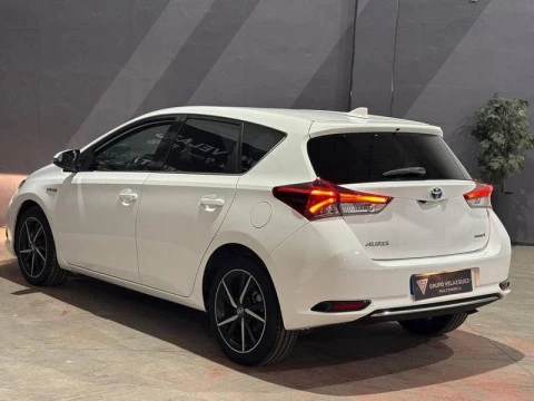 Toyota Auris 1.8 140H Hybrid Feel! Edition