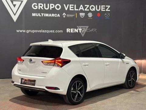 Toyota Auris 1.8 140H Hybrid Feel! Edition