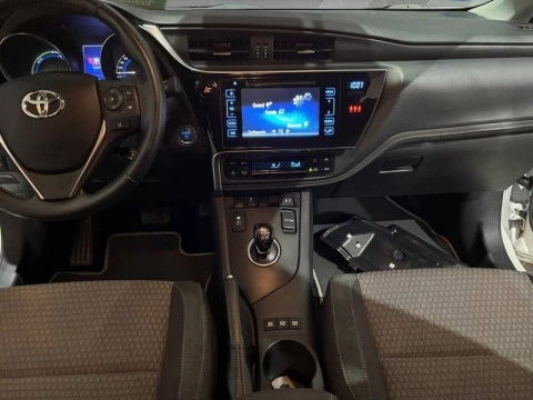 Toyota Auris 1.8 140H Hybrid Feel! Edition