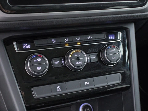 Volkswagen Touran 2.0 TDI DSG ADVANCE 115CV 5P 7 PLAZAS