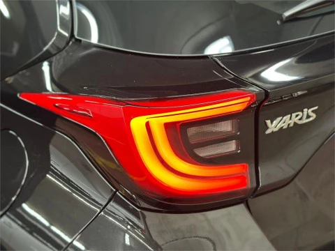 Toyota Yaris ACTIVE PLUS