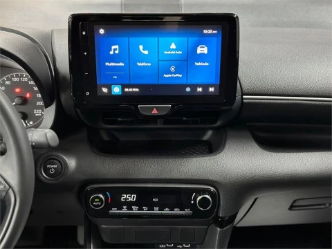 Toyota Yaris ACTIVE PLUS