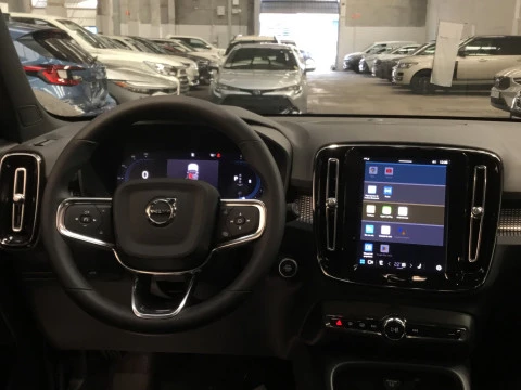 Volvo XC40 XC40 PLUS B3 MILD HYBRID GASOLINA