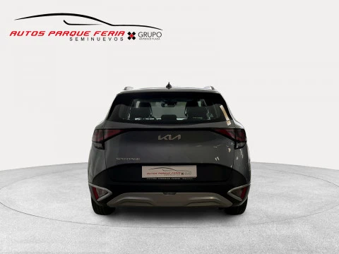 Kia Sportage 1.6 T-GDi MHEV 118kW (160CV) Drive 17