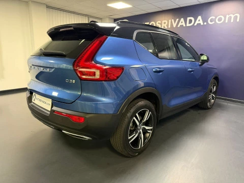 Volvo XC40 2.0 D3 R-Design Auto