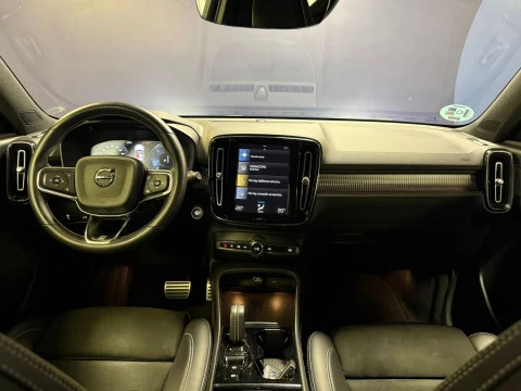 Volvo XC40 2.0 D3 R-Design Auto