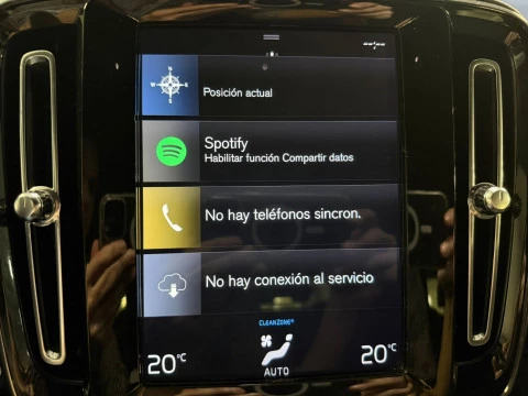 Volvo XC40 2.0 D3 R-Design Auto