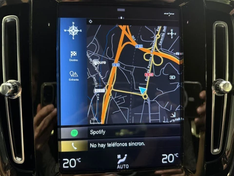 Volvo XC40 2.0 D3 R-Design Auto