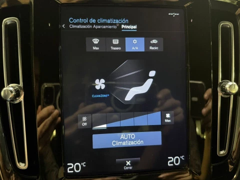 Volvo XC40 2.0 D3 R-Design Auto