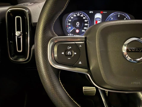 Volvo XC40 2.0 D3 R-Design Auto