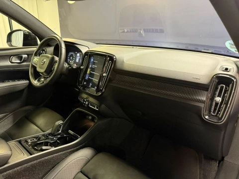 Volvo XC40 2.0 D3 R-Design Auto