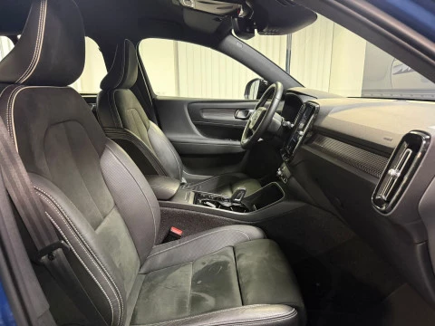 Volvo XC40 2.0 D3 R-Design Auto