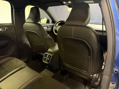 Volvo XC40 2.0 D3 R-Design Auto