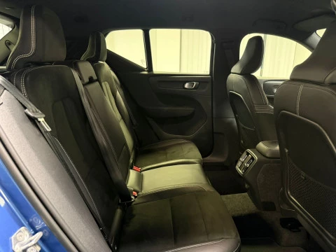 Volvo XC40 2.0 D3 R-Design Auto