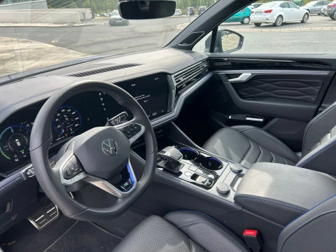 Volkswagen Touareg eHybrid R 3.0V6 TSI 340kW (462CV) Tip 4M