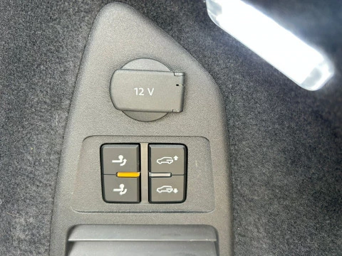 Volkswagen Touareg eHybrid R 3.0V6 TSI 340kW (462CV) Tip 4M