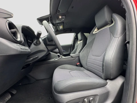 Toyota C-HR Spirit Hybrid 140